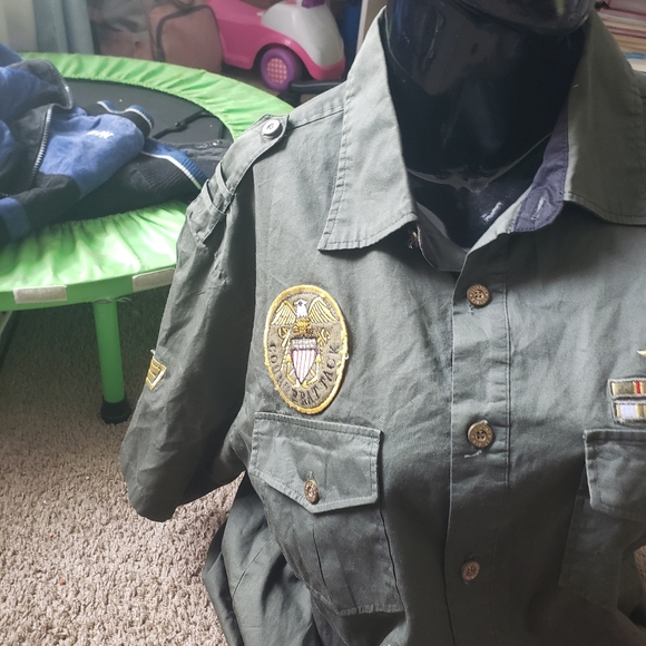 Mens Military Cavi Style Button Up - Picture 2 of 4